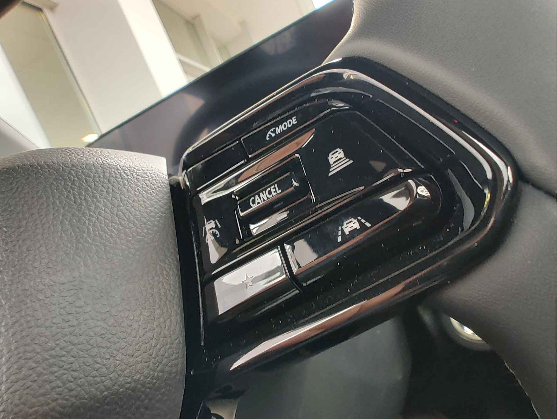 Suzuki E Vitara STYLE 61 kWh thumbnail 21