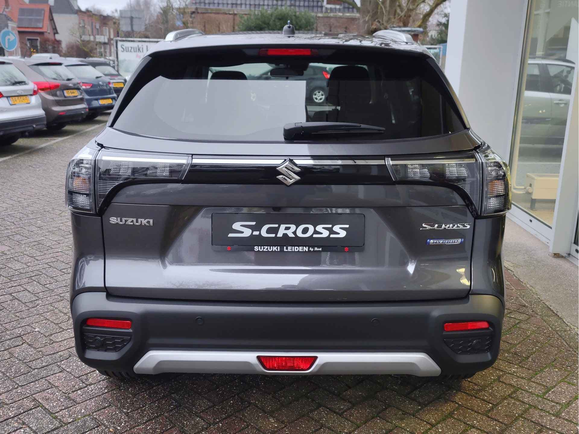 Suzuki S-Cross 1.4 BOOSTERJET SELECT SMART HYBRID thumbnail 4