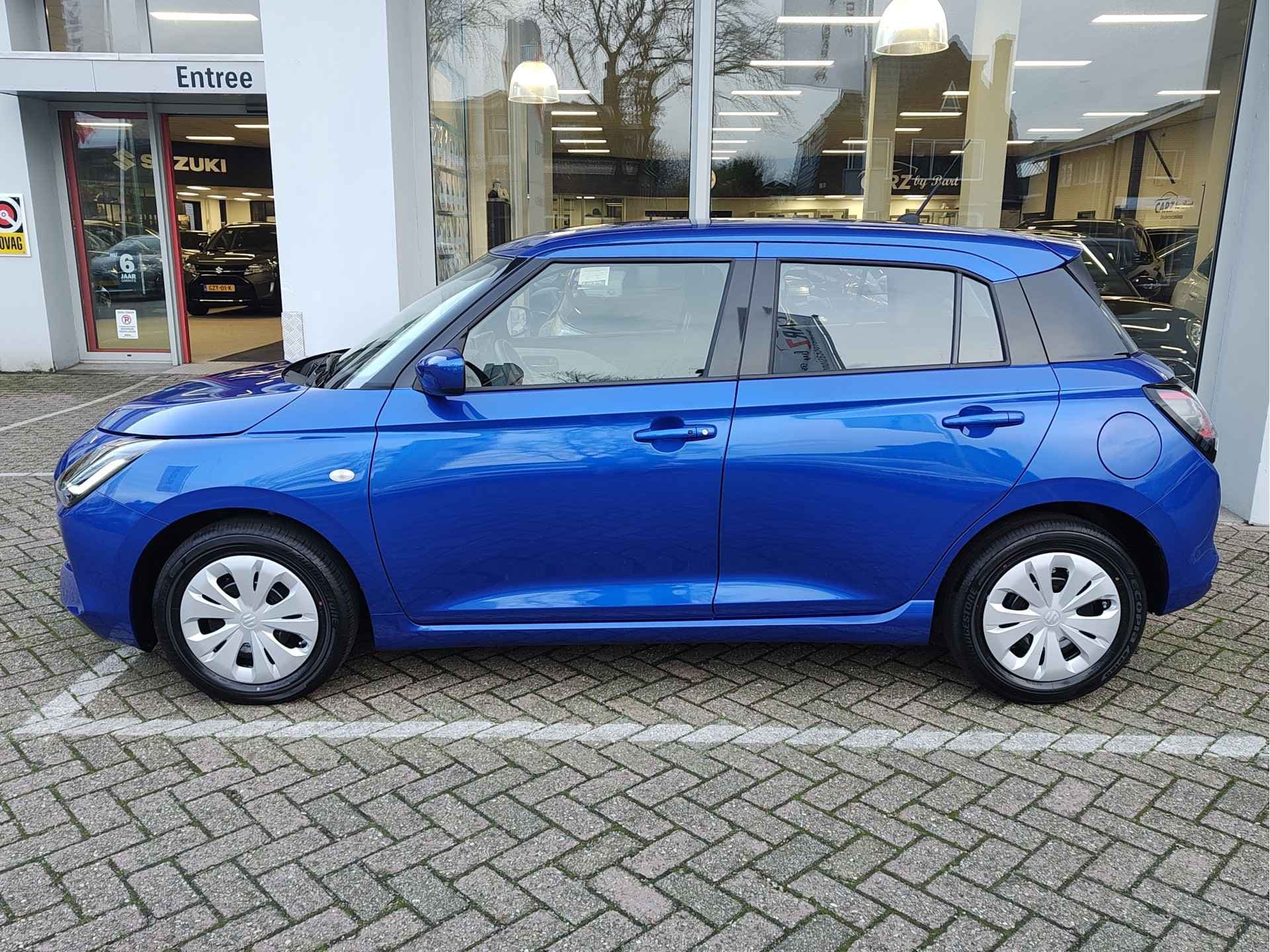 Suzuki Swift 1.2 COMFORT SMART HYBRID thumbnail 2