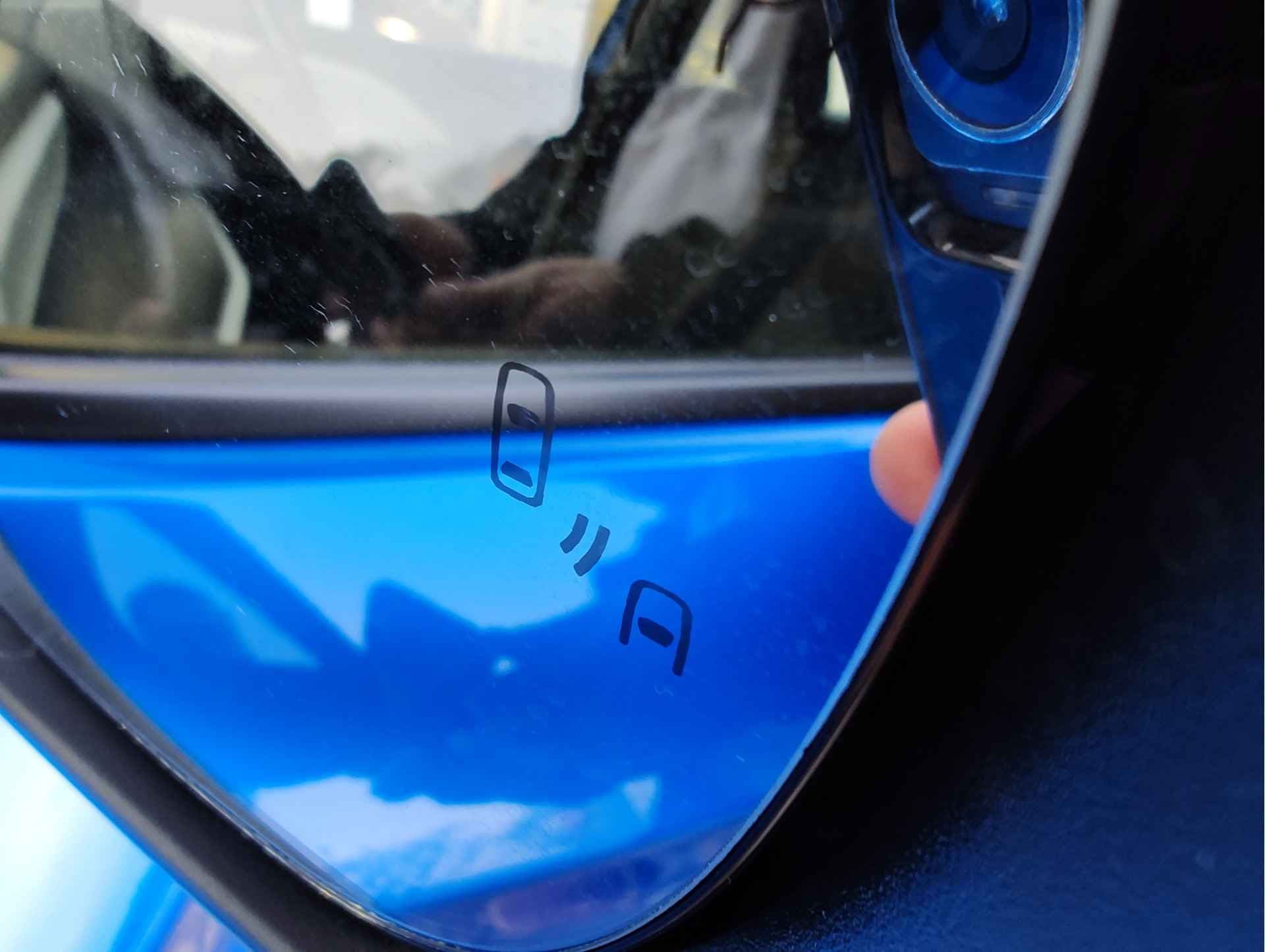 Suzuki Swift 1.2 COMFORT SMART HYBRID thumbnail 31