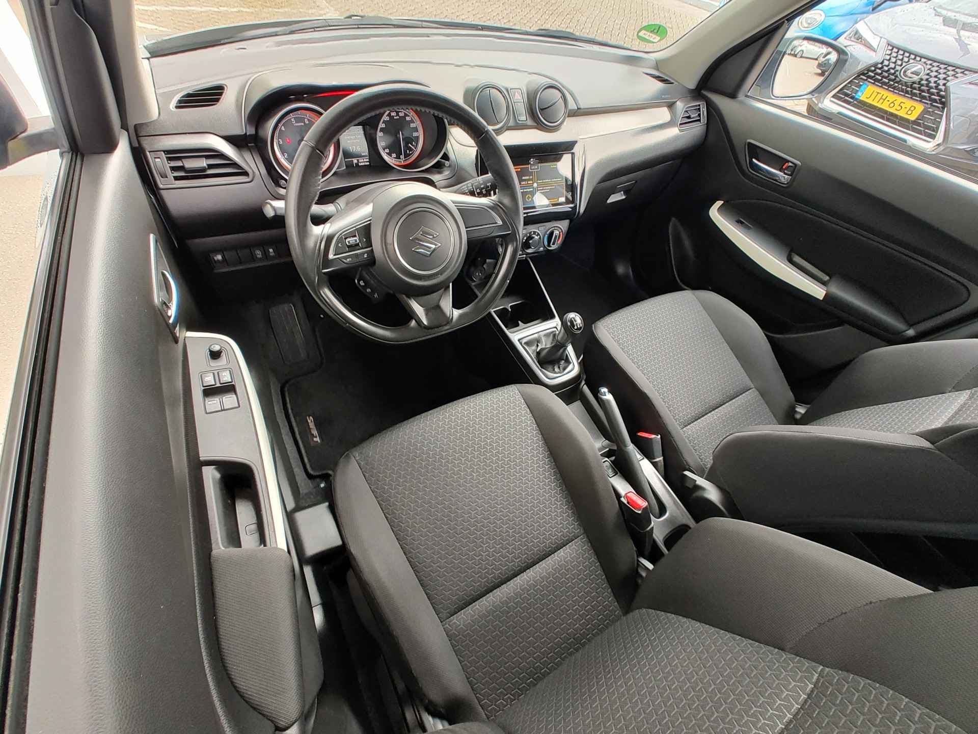 Suzuki Swift 1.2 SELECT SMART HYBRID thumbnail 13