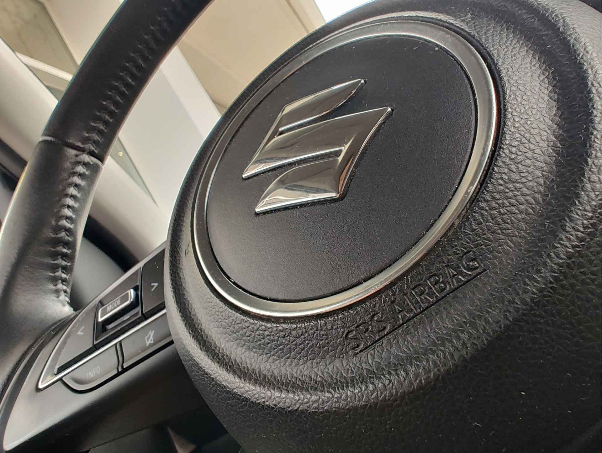 Suzuki Swift 1.2 SELECT SMART HYBRID thumbnail 22