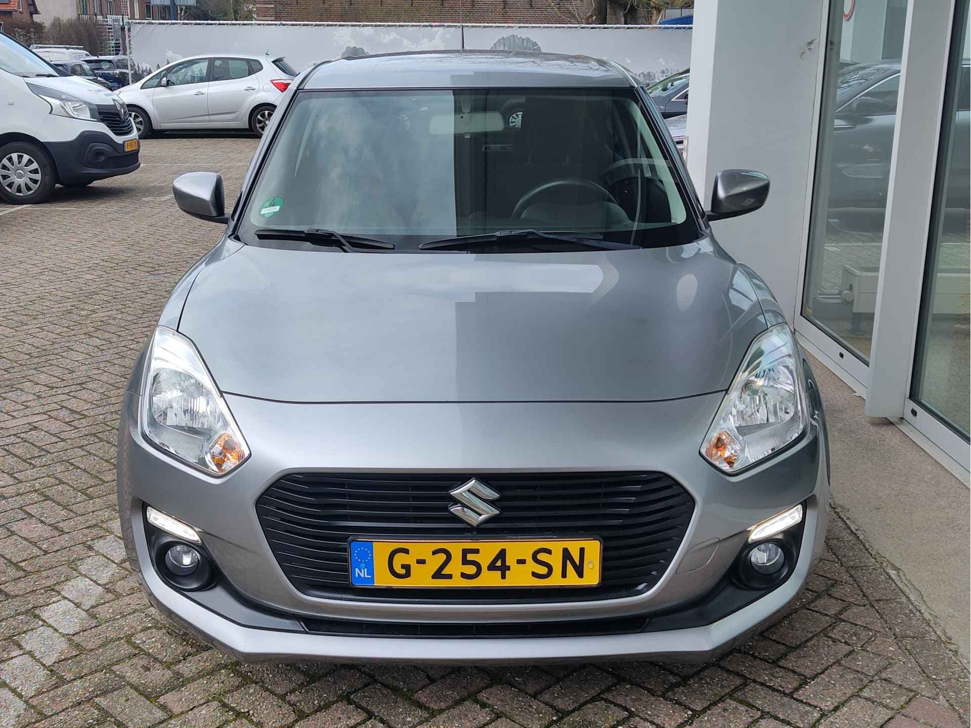 Suzuki Swift 1.2 SELECT SMART HYBRID thumbnail 8
