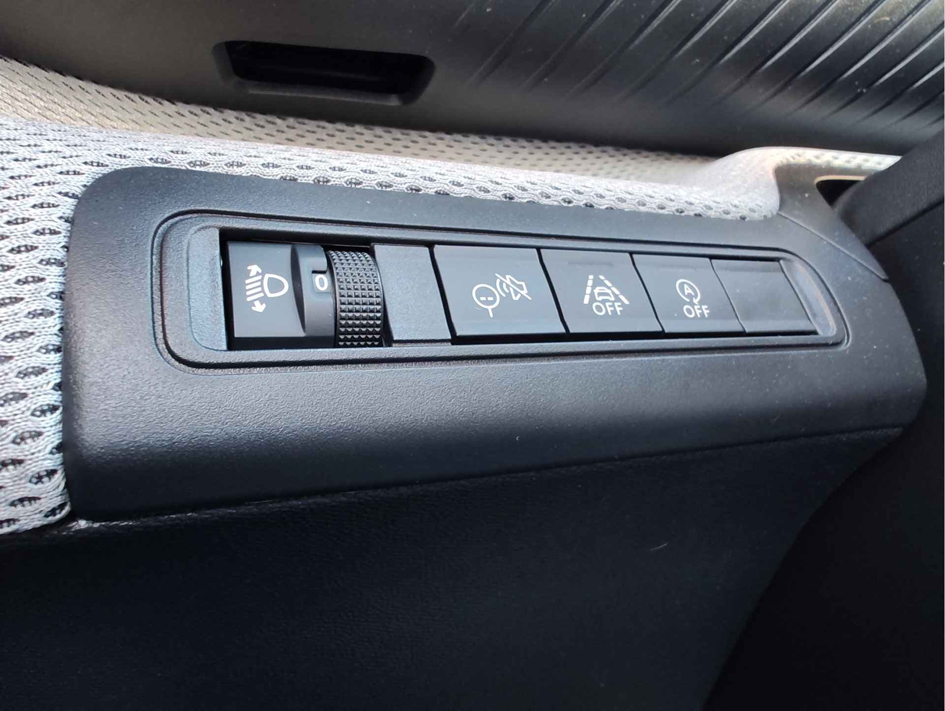 Citroën C3 1.2 TURBO 100PK YOU PACK PLUS thumbnail 22