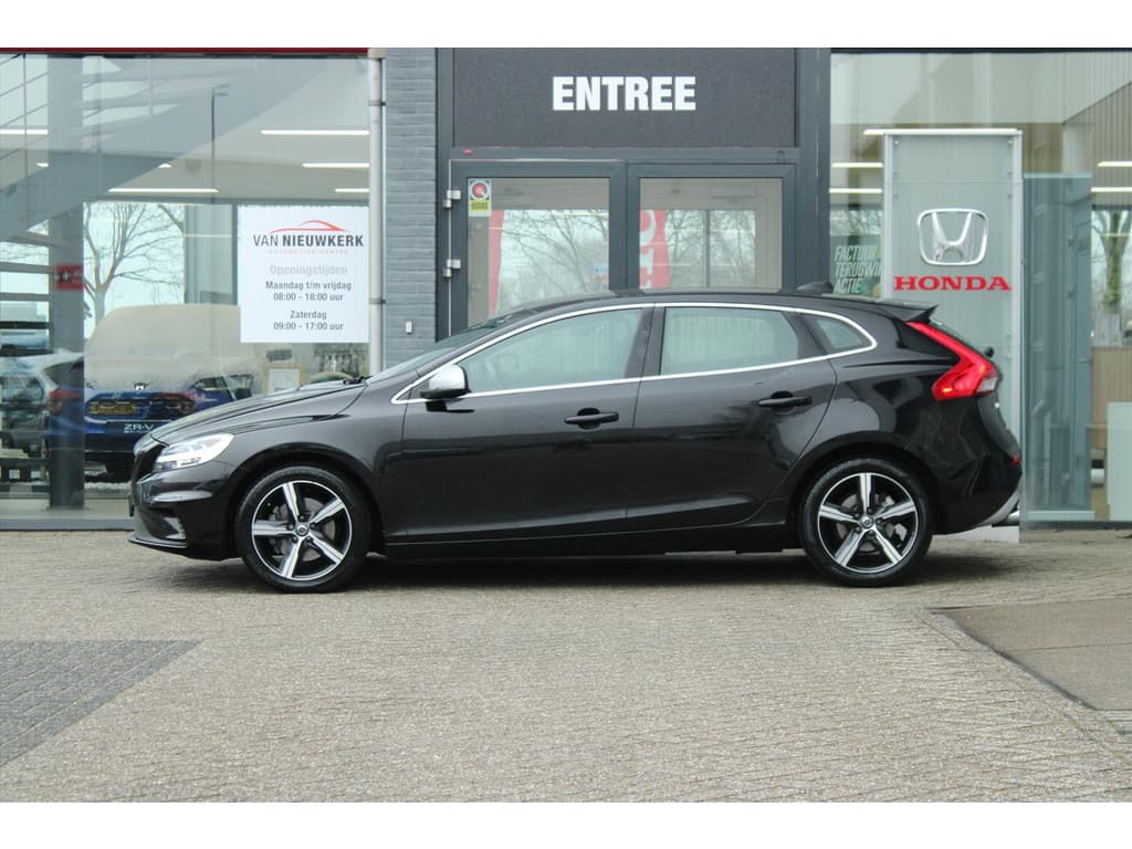 Volvo V40 2.0 T4 190PK Business Sport thumbnail 2