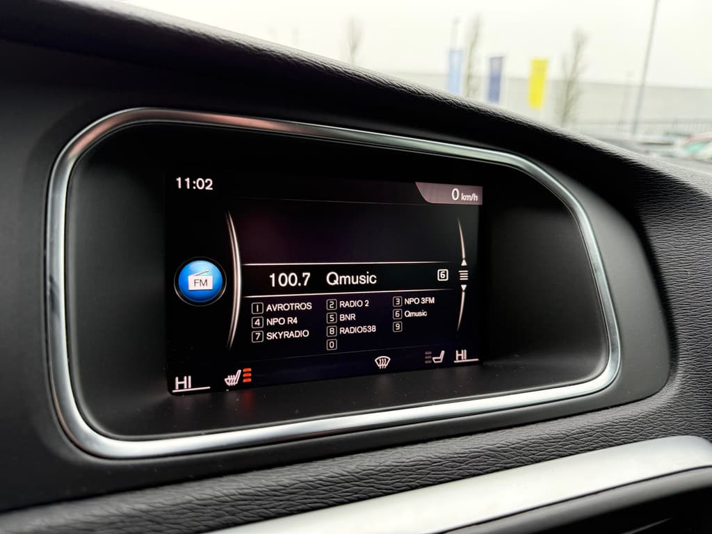 Volvo V40 2.0 T4 190PK Business Sport thumbnail 11