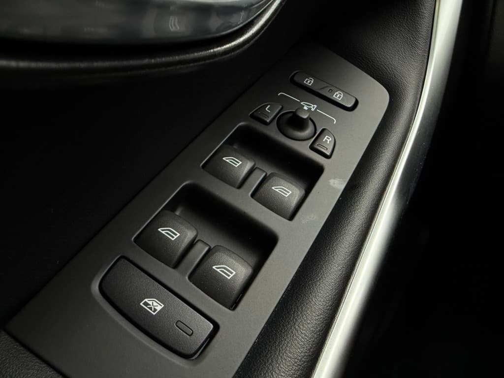 Volvo V40 2.0 T4 190PK Business Sport thumbnail 16