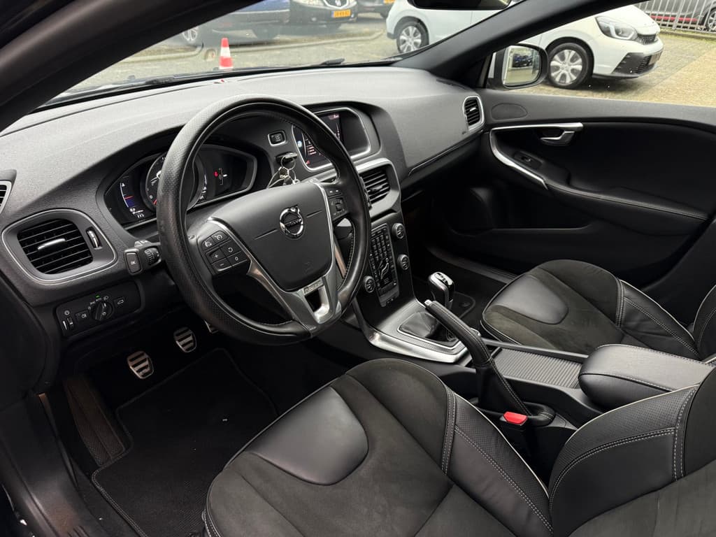 Volvo V40 2.0 T4 190PK Business Sport thumbnail 10