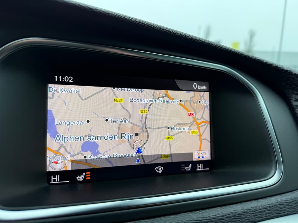 Volvo V40 2.0 T4 190PK Business Sport thumbnail 12