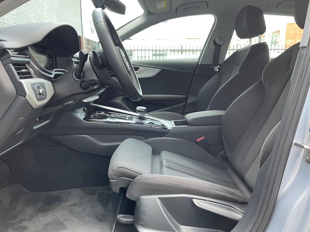 Audi A4 Avant 35 TFSI 150pk MHEV Automaat Advanced Edition thumbnail 14