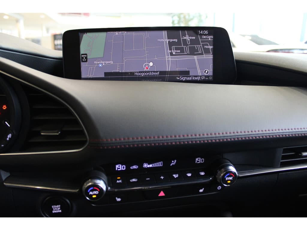 Mazda 3 Skyactiv-X 186pk M Hybrid Homura Aero Pack Diverse Accecoires! Groot voordeel! thumbnail 8