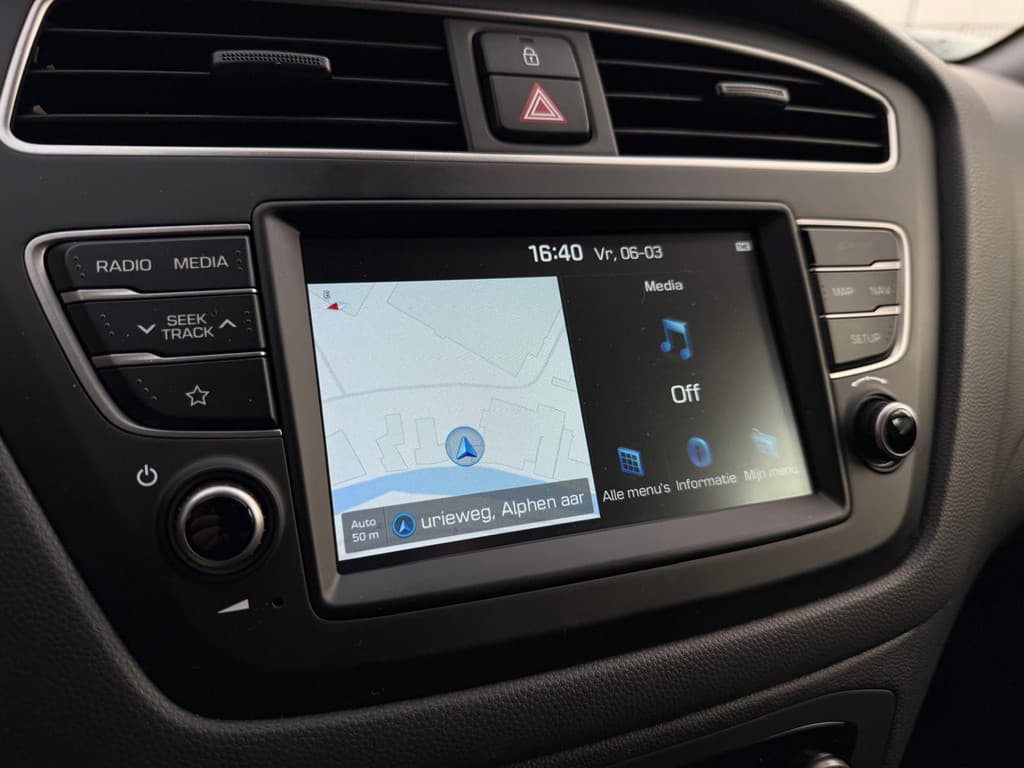 Hyundai I20 1.0 T-GDI 100PK Automaat Premium thumbnail 8