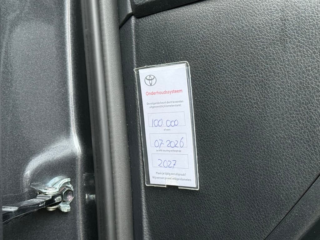 Toyota C-HR 2.0 Hybrid GR Sport thumbnail 26