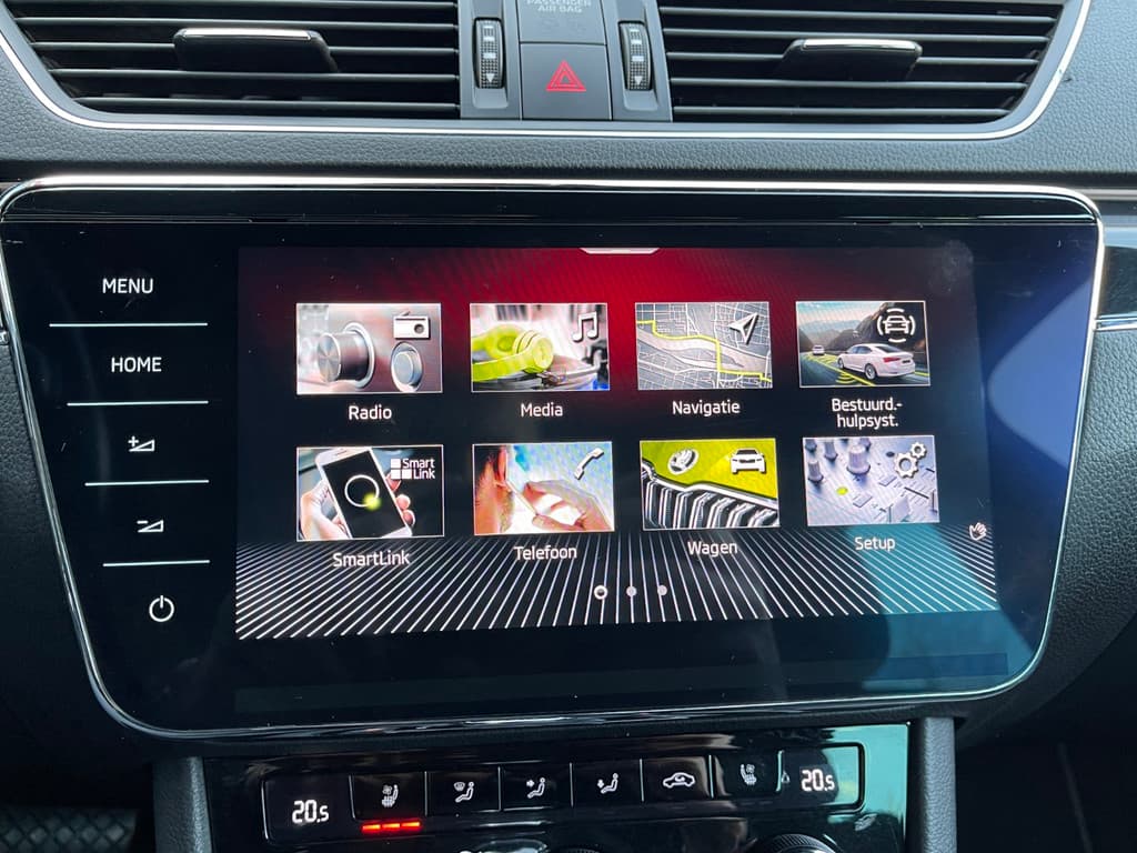 Škoda Superb Combi 1.4 TSI Plug-in Hybrid 217pk Automaat Laurin & Klement thumbnail 21