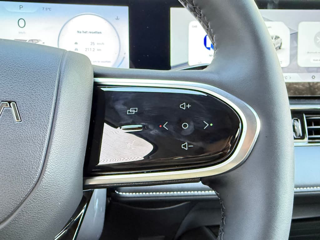 Omoda 5 SHS-H Full Hybrid 224pk Automaat Premium thumbnail 23