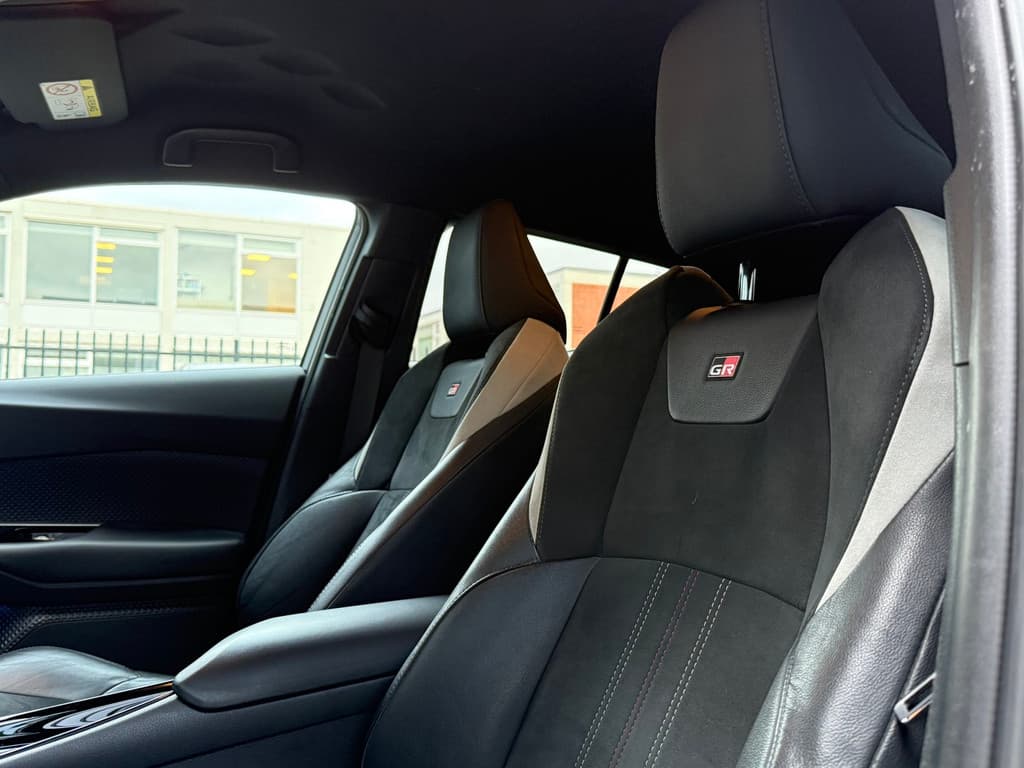 Toyota C-HR 2.0 Hybrid GR Sport thumbnail 30