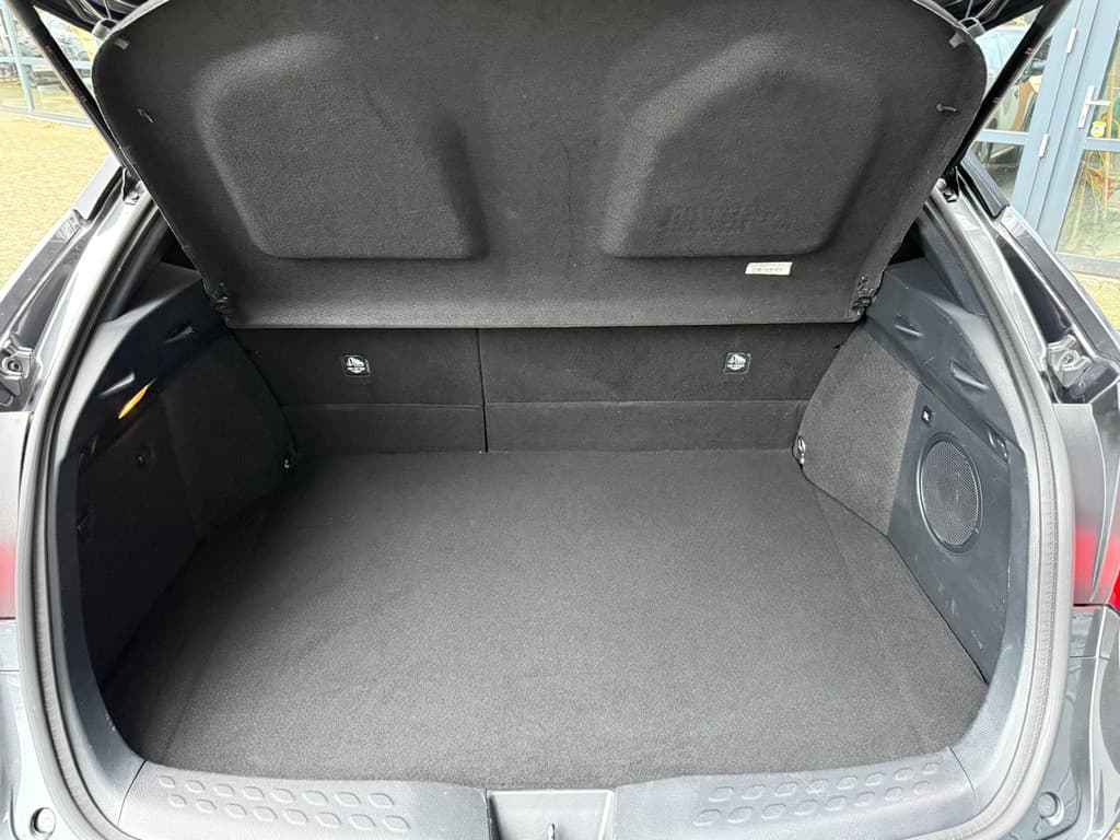 Toyota C-HR 2.0 Hybrid GR Sport thumbnail 24