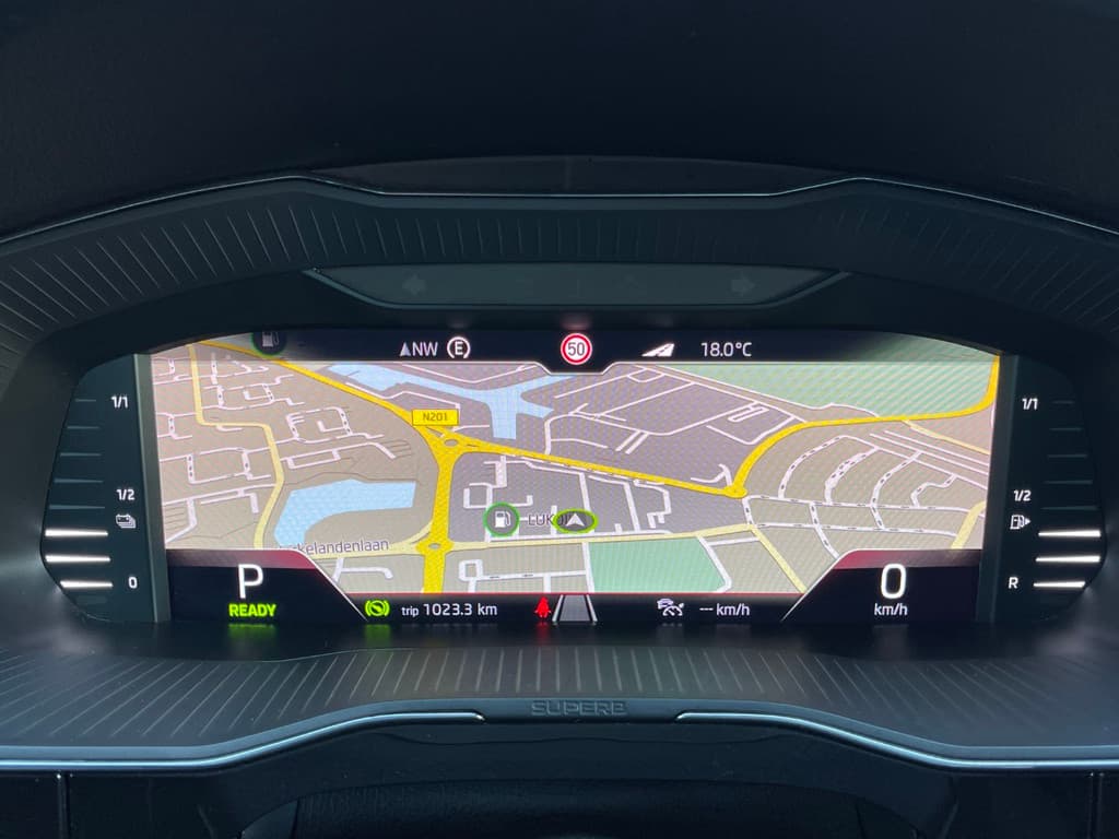 Škoda Superb Combi 1.4 TSI Plug-in Hybrid 217pk Automaat Laurin & Klement thumbnail 20