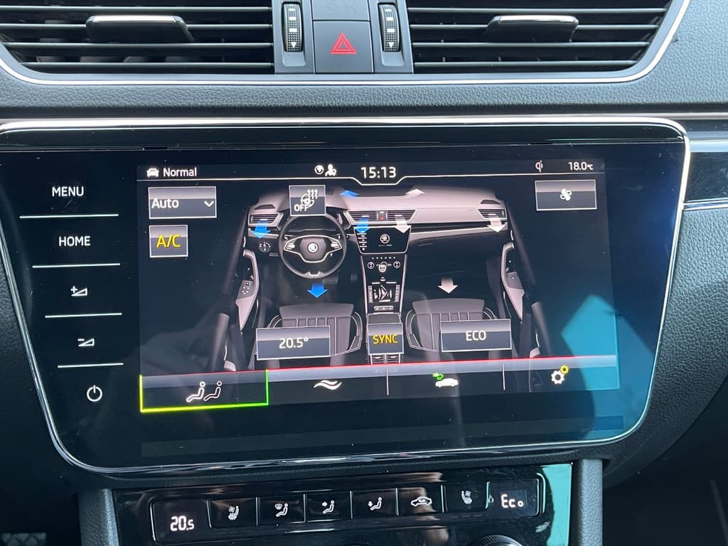 Škoda Superb Combi 1.4 TSI Plug-in Hybrid 217pk Automaat Laurin & Klement thumbnail 28