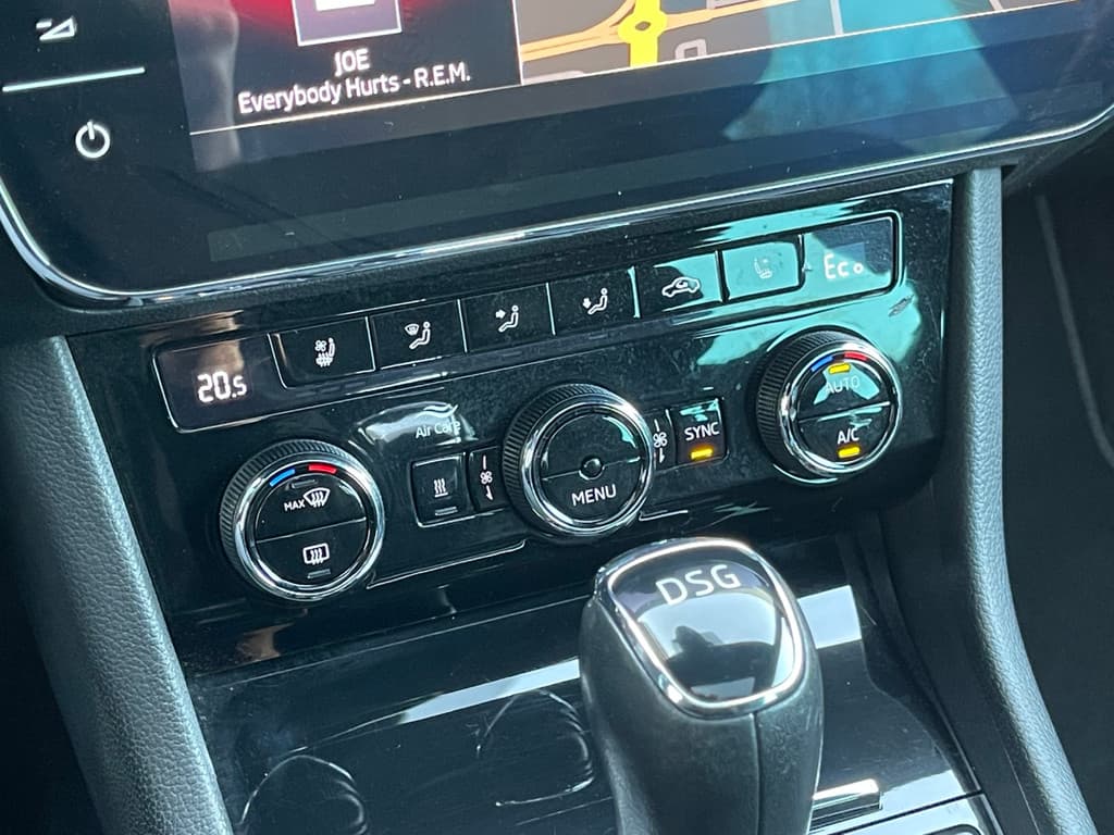 Škoda Superb Combi 1.4 TSI Plug-in Hybrid 217pk Automaat Laurin & Klement thumbnail 26