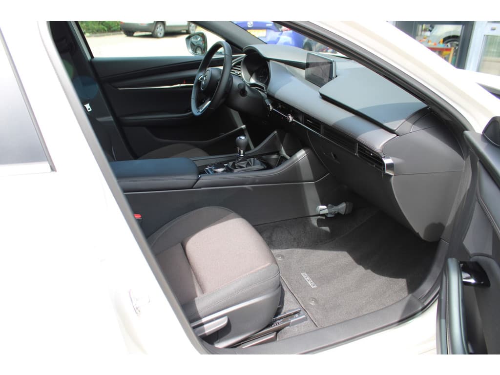 Mazda 3 Hatchback Skyactiv-G 140pk M Hybrid Centre-Line Draadloze Carplay Parkeercamera 18Inch thumbnail 28