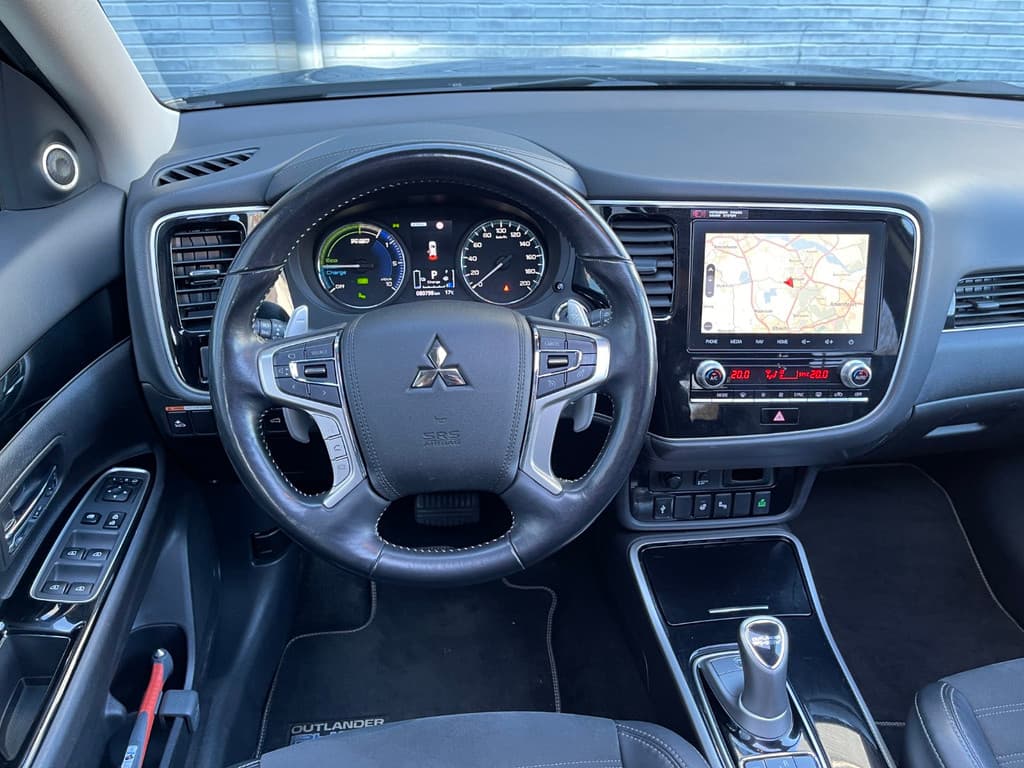 Mitsubishi Outlander 2.4 PHEV 240pk 4WD Automaat Intense+ thumbnail 5