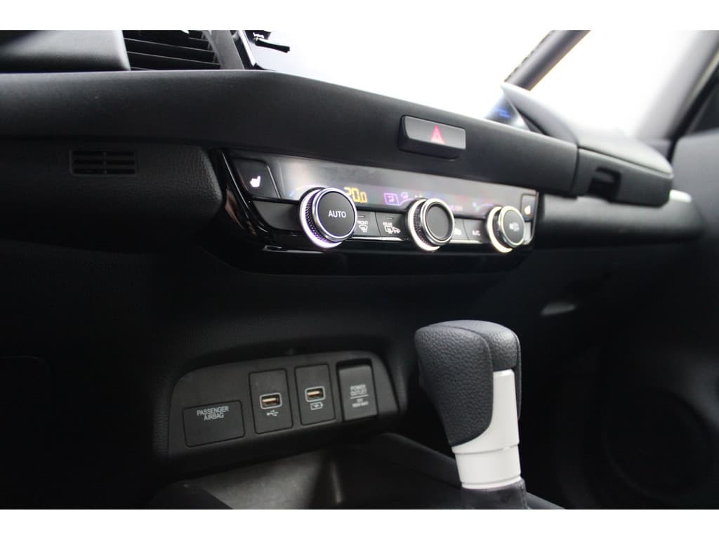 Honda Jazz 1.5 i-MMD 109pk Hybrid CVT Elegance thumbnail 21