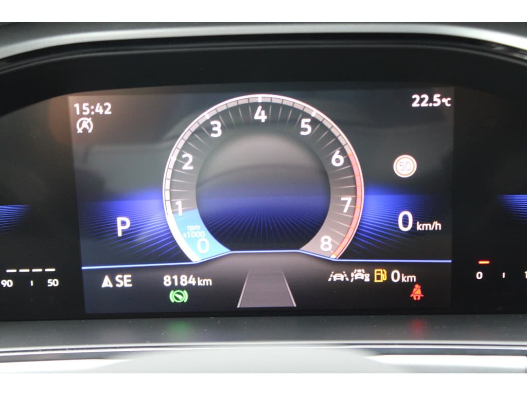 Volkswagen T-Roc 1.5 TSI 150pk 7-DSG Life Edition thumbnail 14