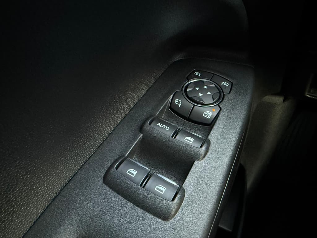 Ford EcoSport 1.0 EcoBoost Trend Ultimate thumbnail 17