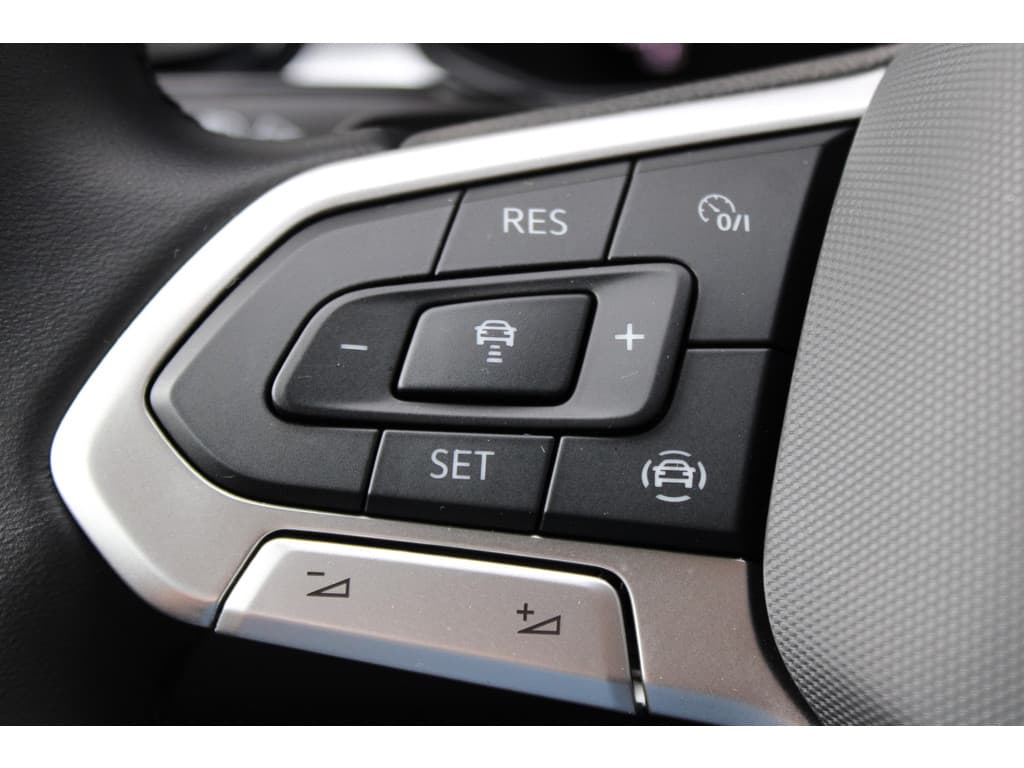 Volkswagen T-Roc 1.5 TSI 150pk 7-DSG Life Edition thumbnail 12