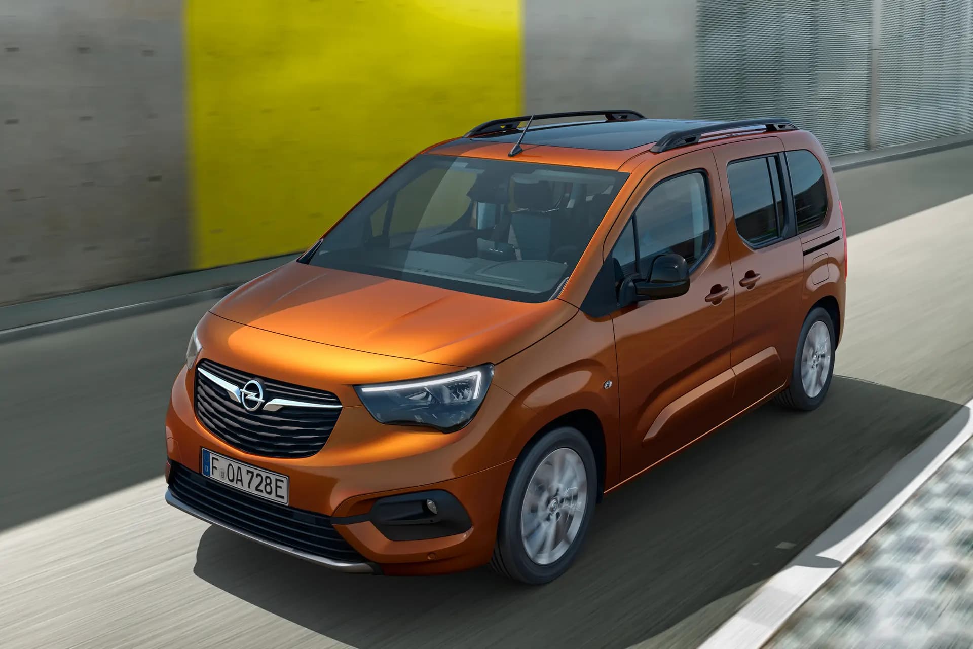De nieuwe Opel Combo Electric en Zafira Electric