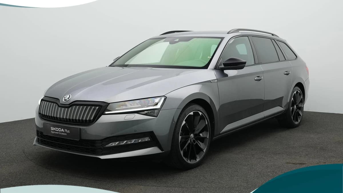 Škoda Superb 1.4 TSI iV 218 pk Sportline — foto 1