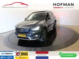 Volvo XC40 (2022)