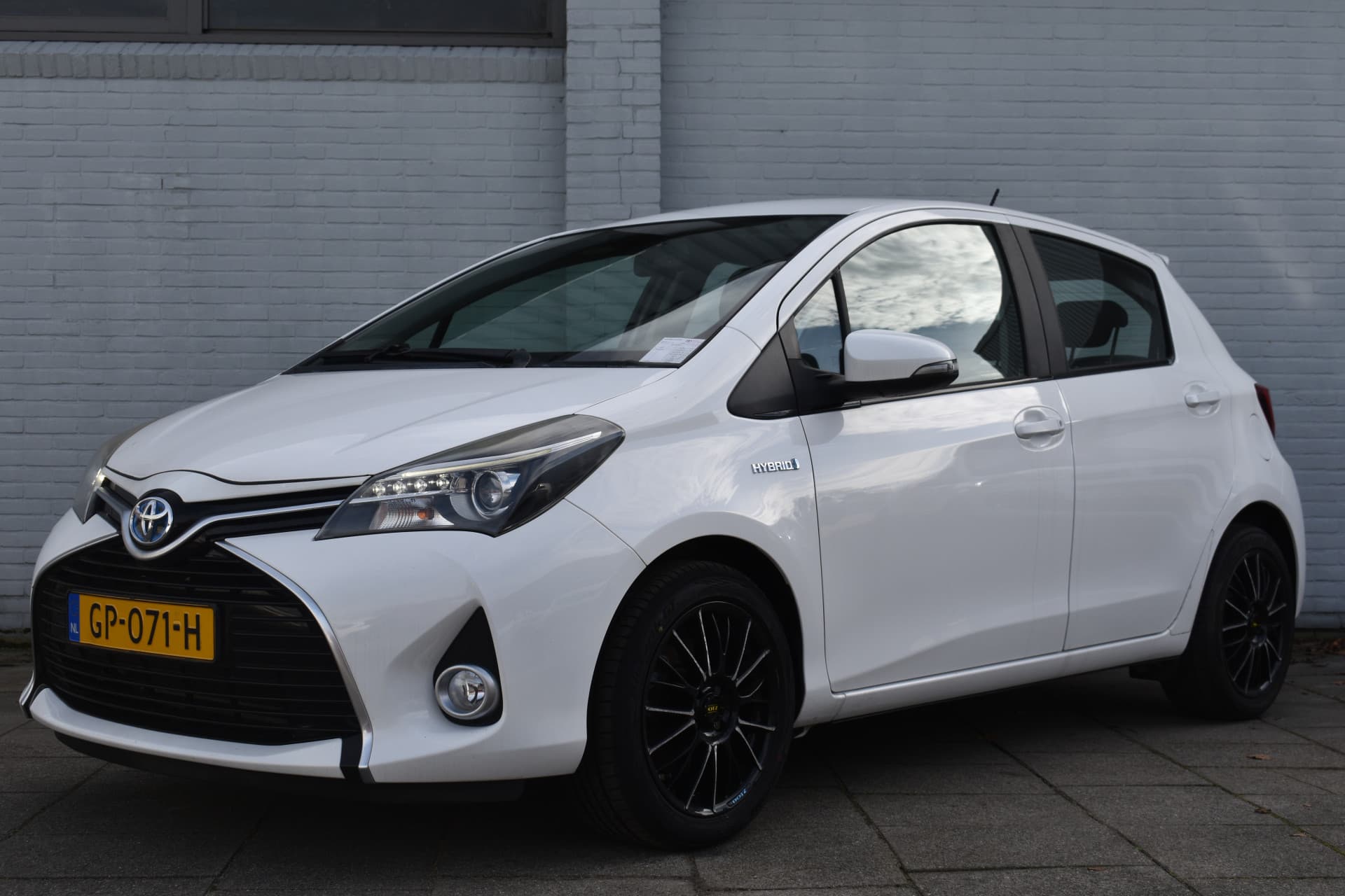 Toyota Yaris 1.5 Hybrid Dynamic Automaat 100Pk