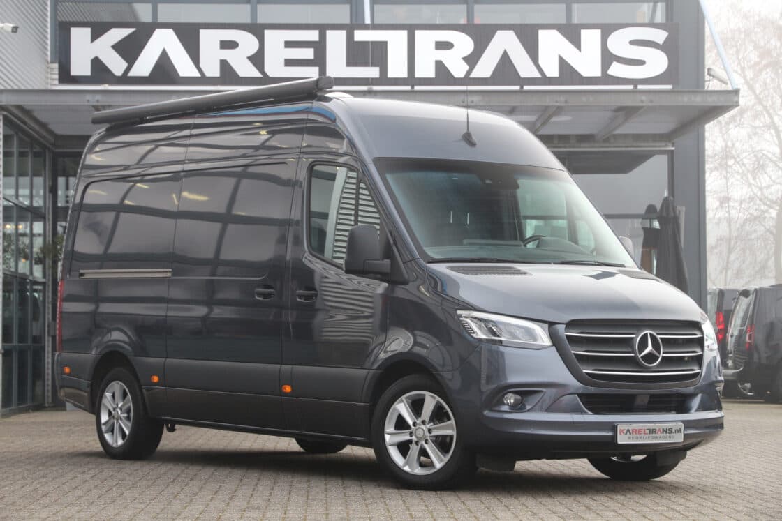 Mercedes-Benz Sprinter 317 CDI Aut. | L2H2 | Omvormer | Inrichting | Luifel | 3.5t trekgewicht..